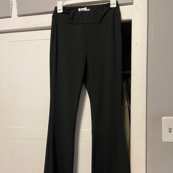 princess polly flared stretch pants - Picture 2 of 2